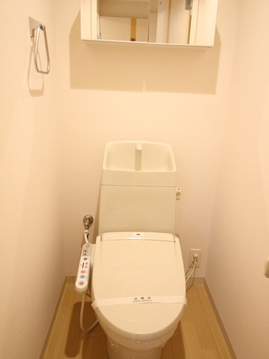 物件内観写真11　(トイレ)