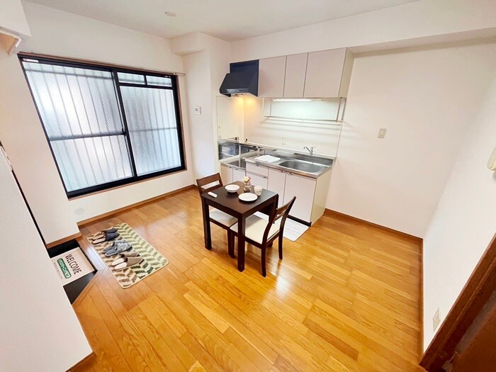 物件内観写真7　(居室)