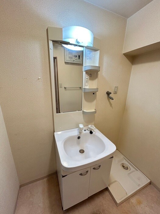 物件内観写真12　(洗面)