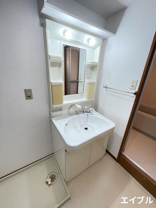 物件内観写真9　(洗面)