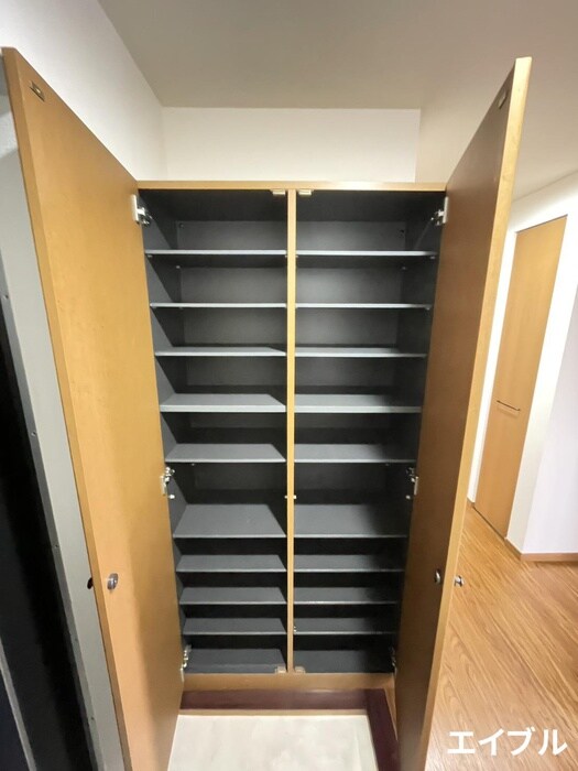 物件内観写真20　(靴箱)