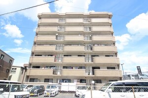 シャトレ二日市外観写真