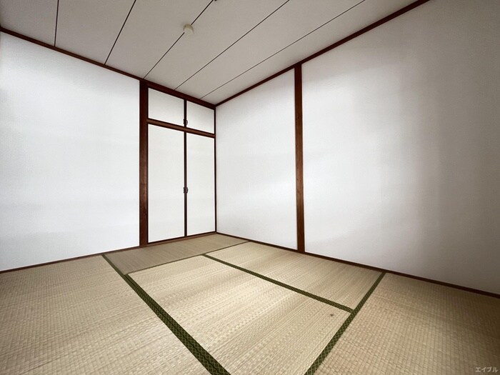 物件内観写真8　(居室)