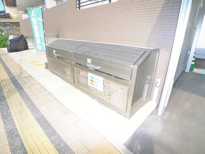 物件外観写真6　(建物設備)