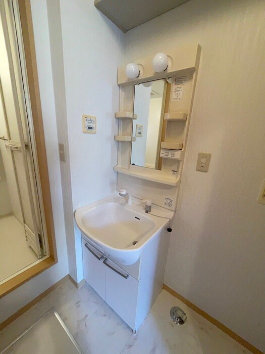 物件内観写真6　(洗面)