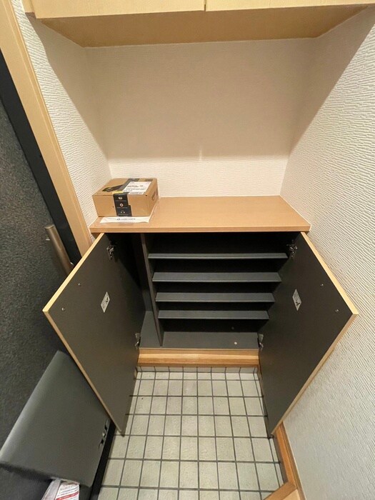 物件内観写真11　(靴箱)