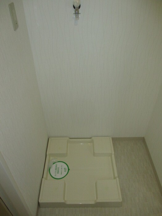 物件内観写真20　(洗濯機置場)