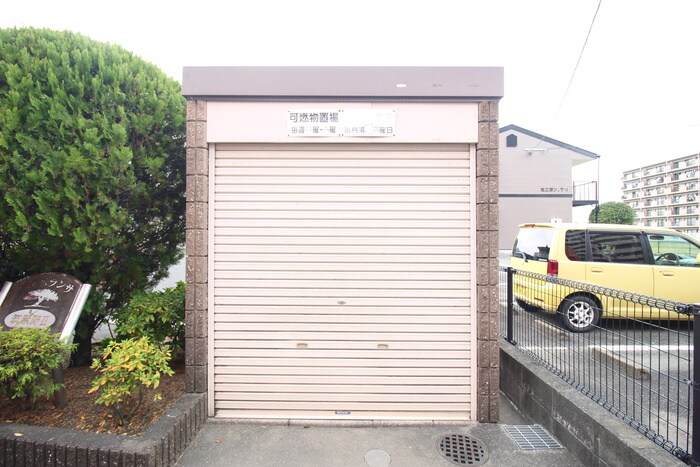 物件外観写真6　(建物設備)