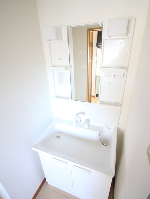 物件内観写真11　(洗面)