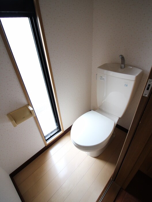 物件内観写真11　(トイレ)