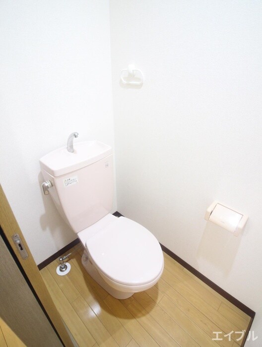 物件内観写真11　(トイレ)