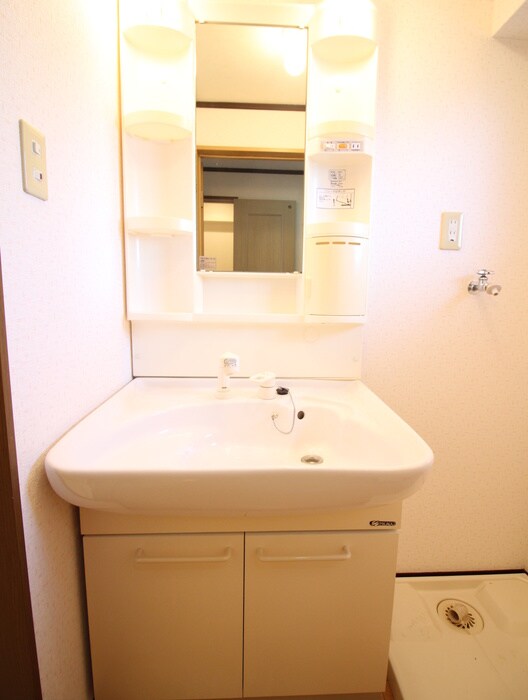 物件内観写真12　(洗面)