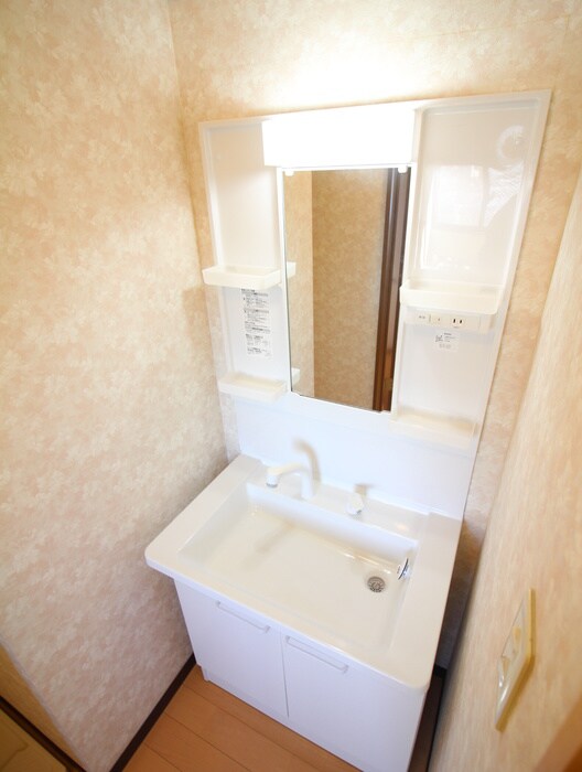 物件内観写真13　(洗面)