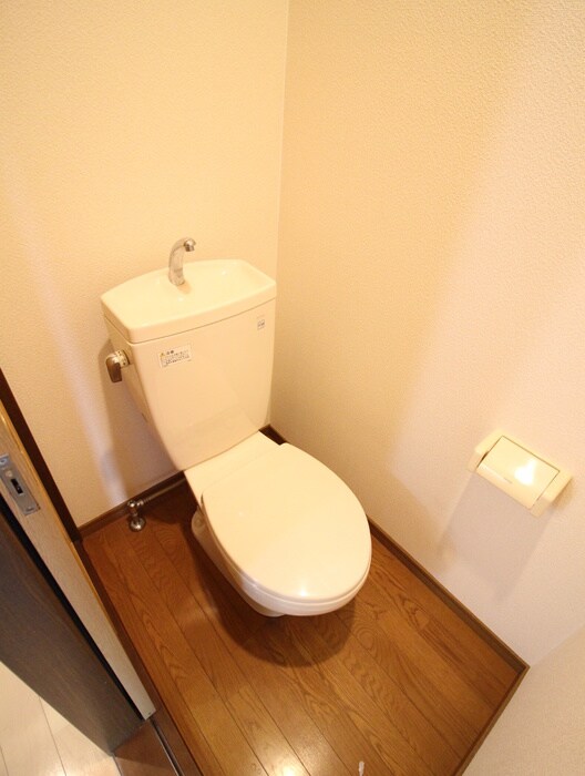 物件内観写真14　(トイレ)