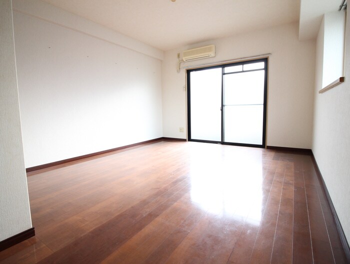 物件内観写真15　(居室)