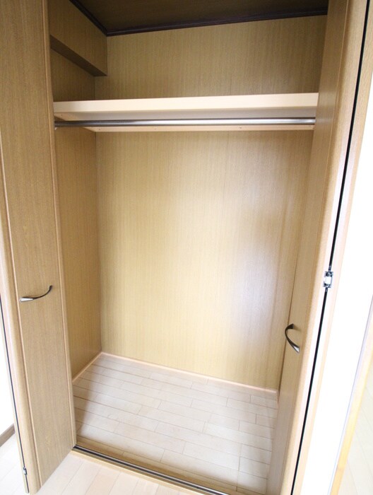 物件内観写真15　(収納)