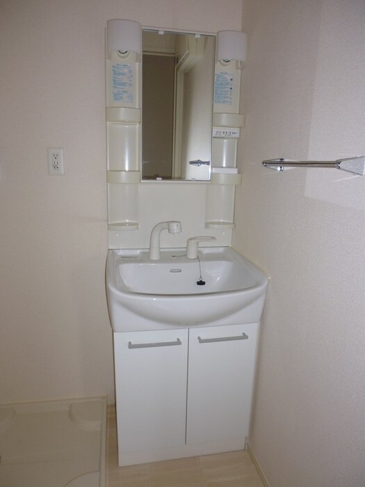 物件内観写真10　(洗面)