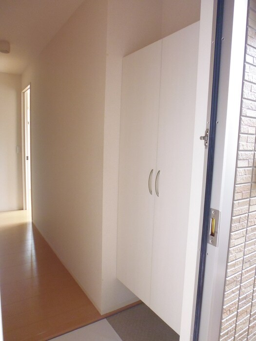 物件内観写真14　(靴箱)