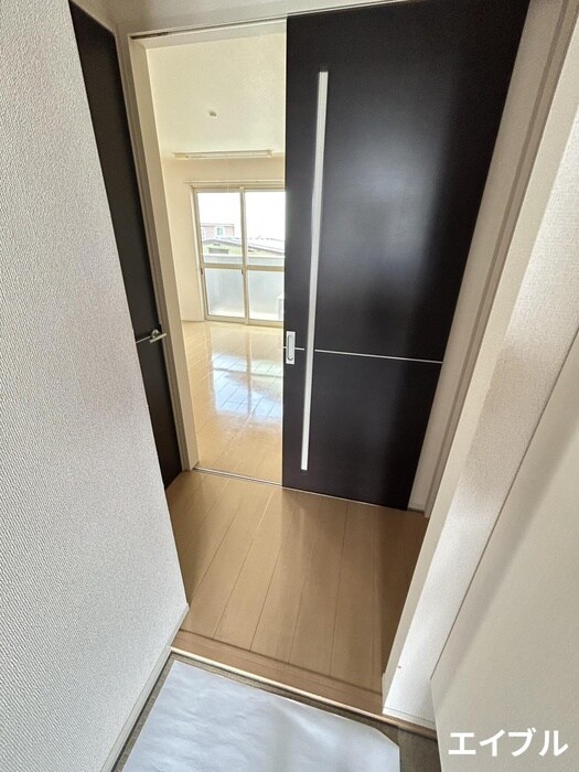 物件内観写真21　(玄関)