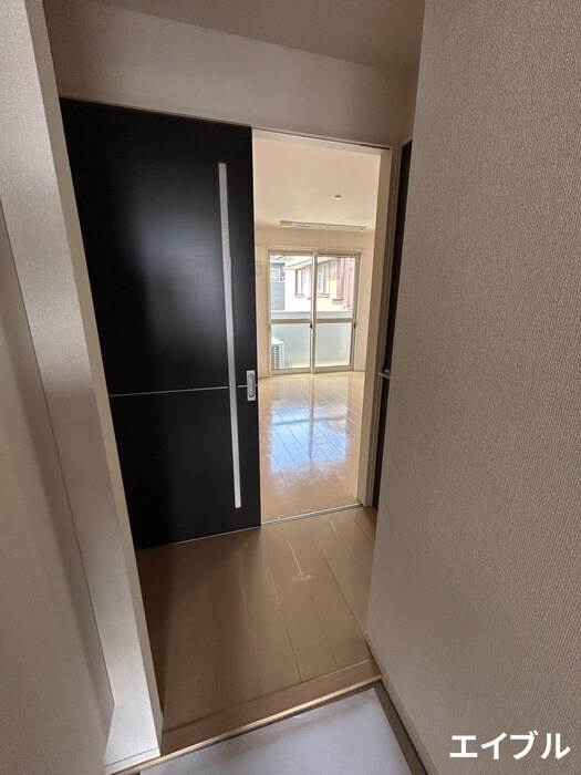 物件内観写真21　(玄関)