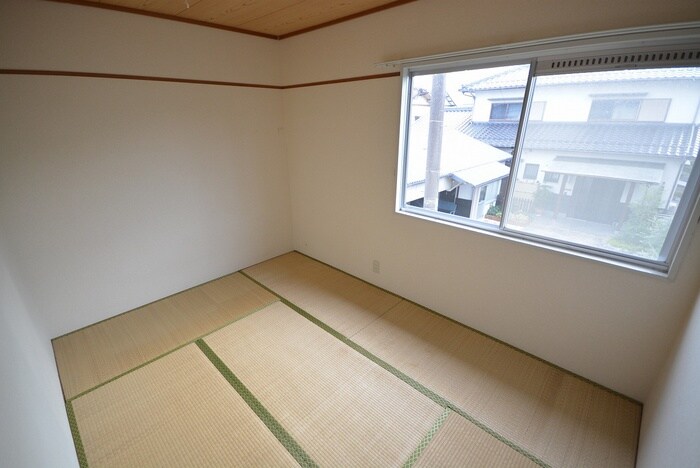 物件内観写真6　(居室)