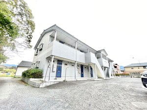 フローラルハイムⅢ外観写真