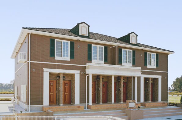 物件外観写真1　(同型モデル)