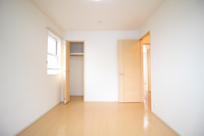 物件内観写真18　(居室)