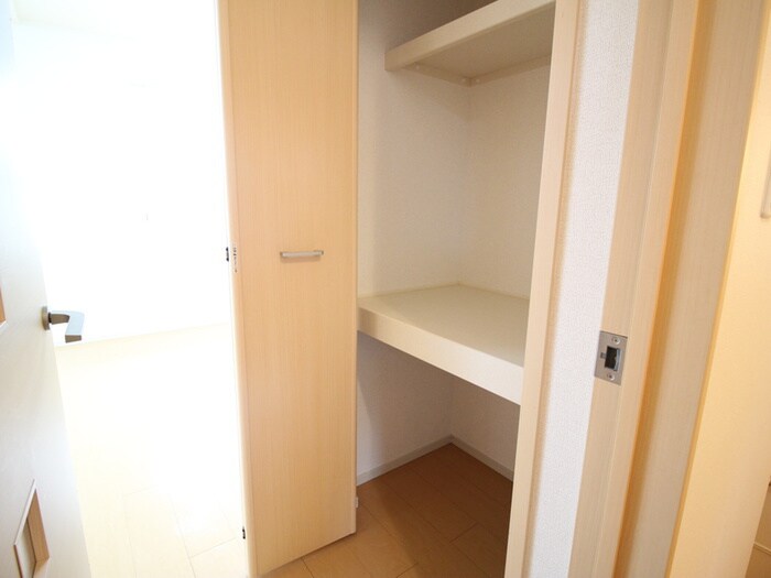 物件内観写真20　(収納)