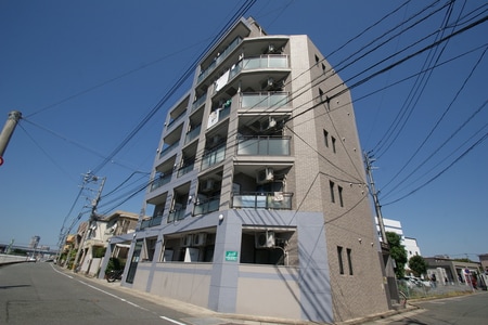 レジュ－ル２２外観写真
