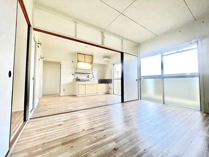 物件内観写真4　(居室)