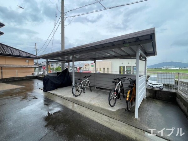 駐輪場