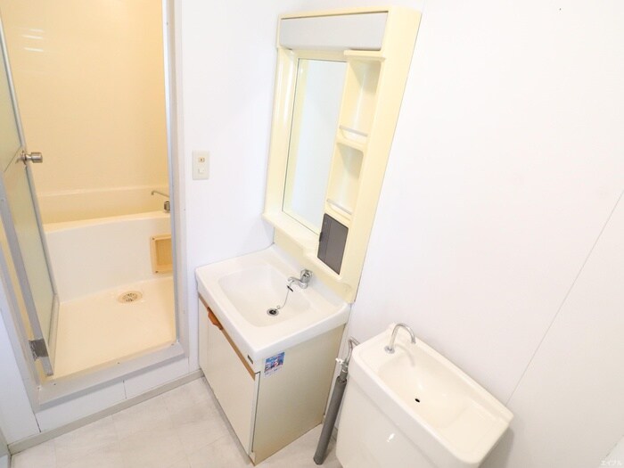 物件内観写真11　(洗面)