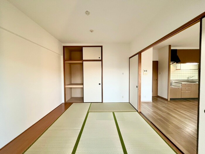 物件内観写真11　(居室)