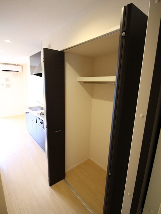 物件内観写真11　(収納)