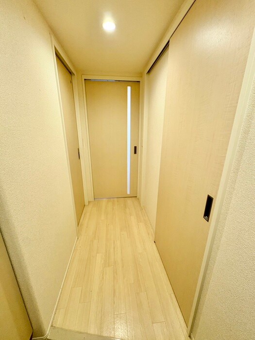 物件内観写真20　(廊下)