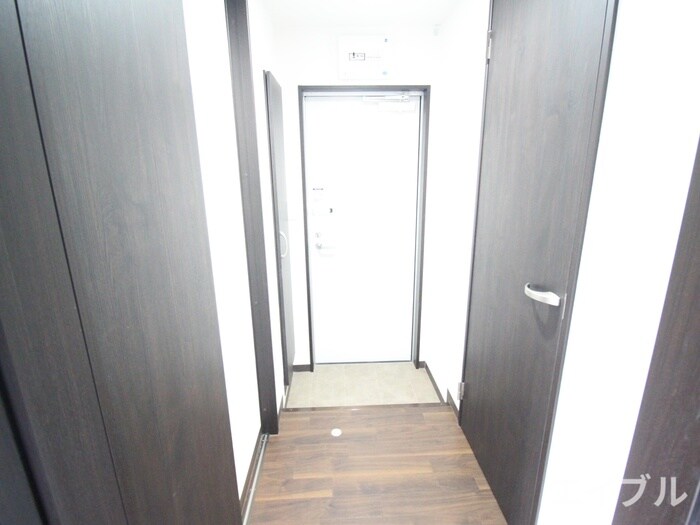 物件内観写真18　(廊下)