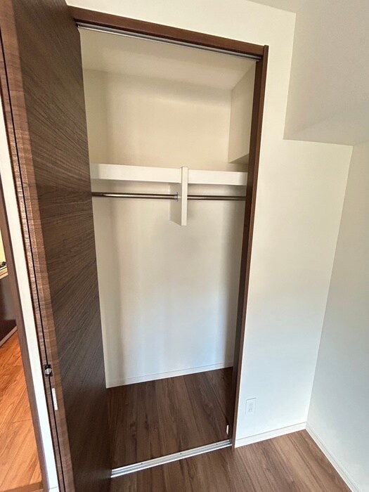 物件内観写真12　(収納)