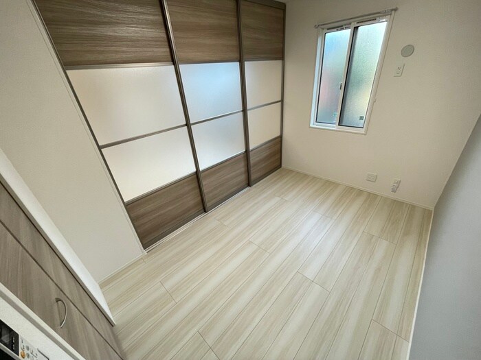 物件内観写真9　(居室)