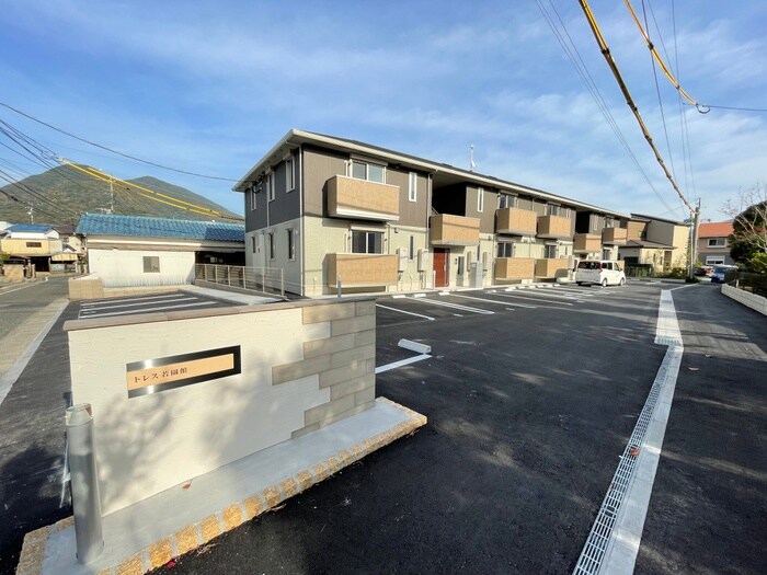 物件外観写真6　(外観写真)