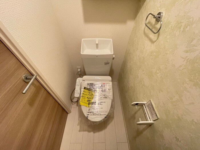 物件内観写真13　(トイレ)