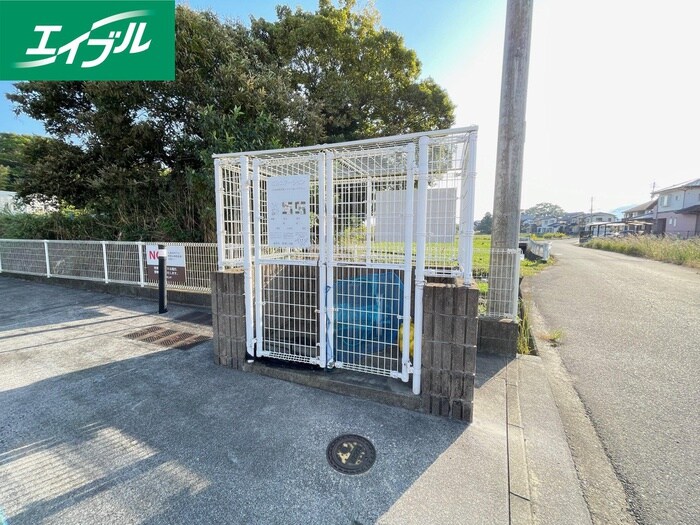 物件外観写真6　(建物設備)