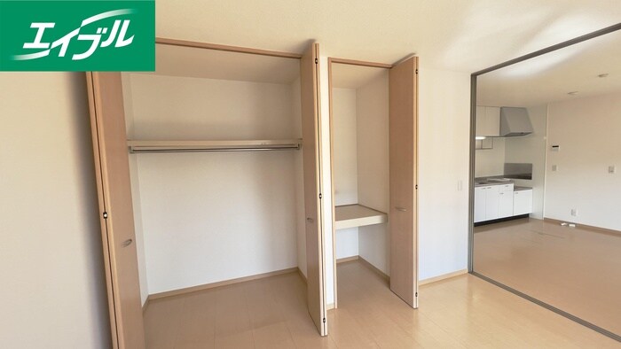 物件内観写真14　(収納)