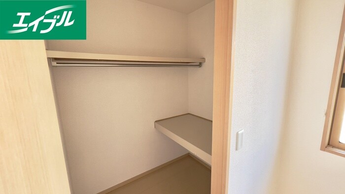 物件内観写真19　(収納)