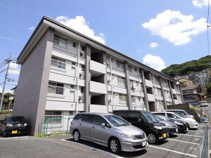 鳥越コ－ポ外観写真