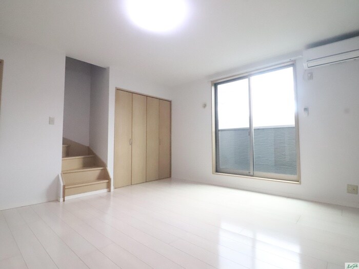 物件内観写真6　(居室)