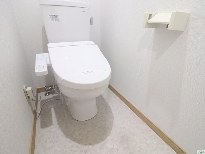 物件内観写真12　(トイレ)