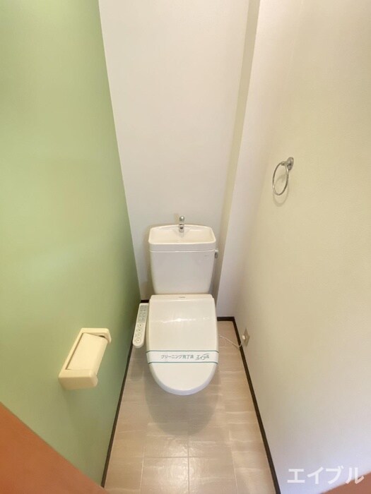 物件内観写真11　(トイレ)