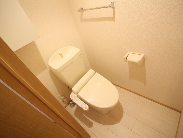 物件内観写真11　(トイレ)