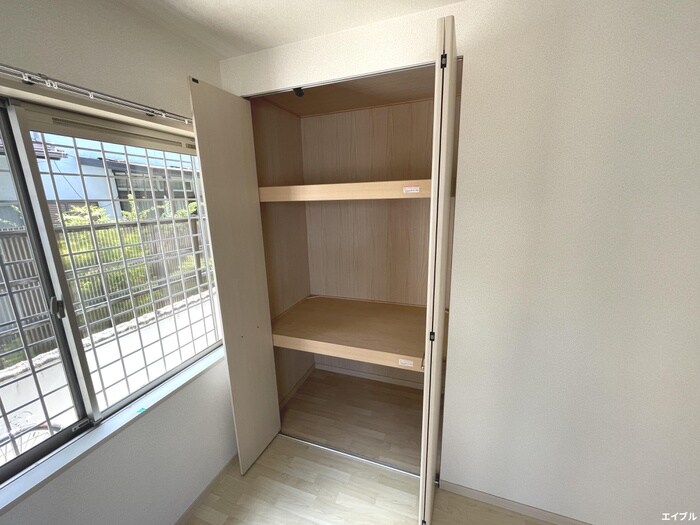 物件内観写真22　(収納)